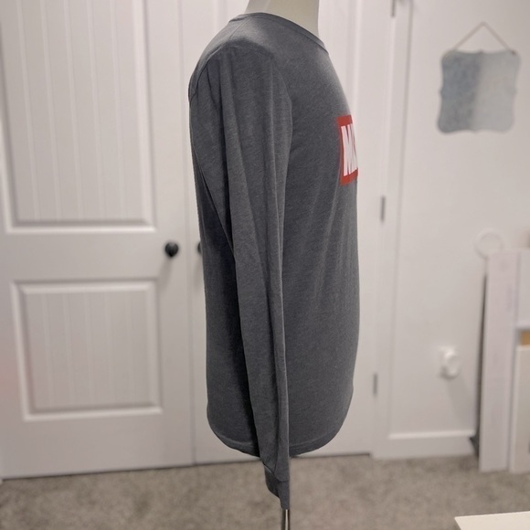 Long Sleeve T-Shirt w/Marvel Logo Print - Dark Heather Grey - Medium - Picture 5 of 5